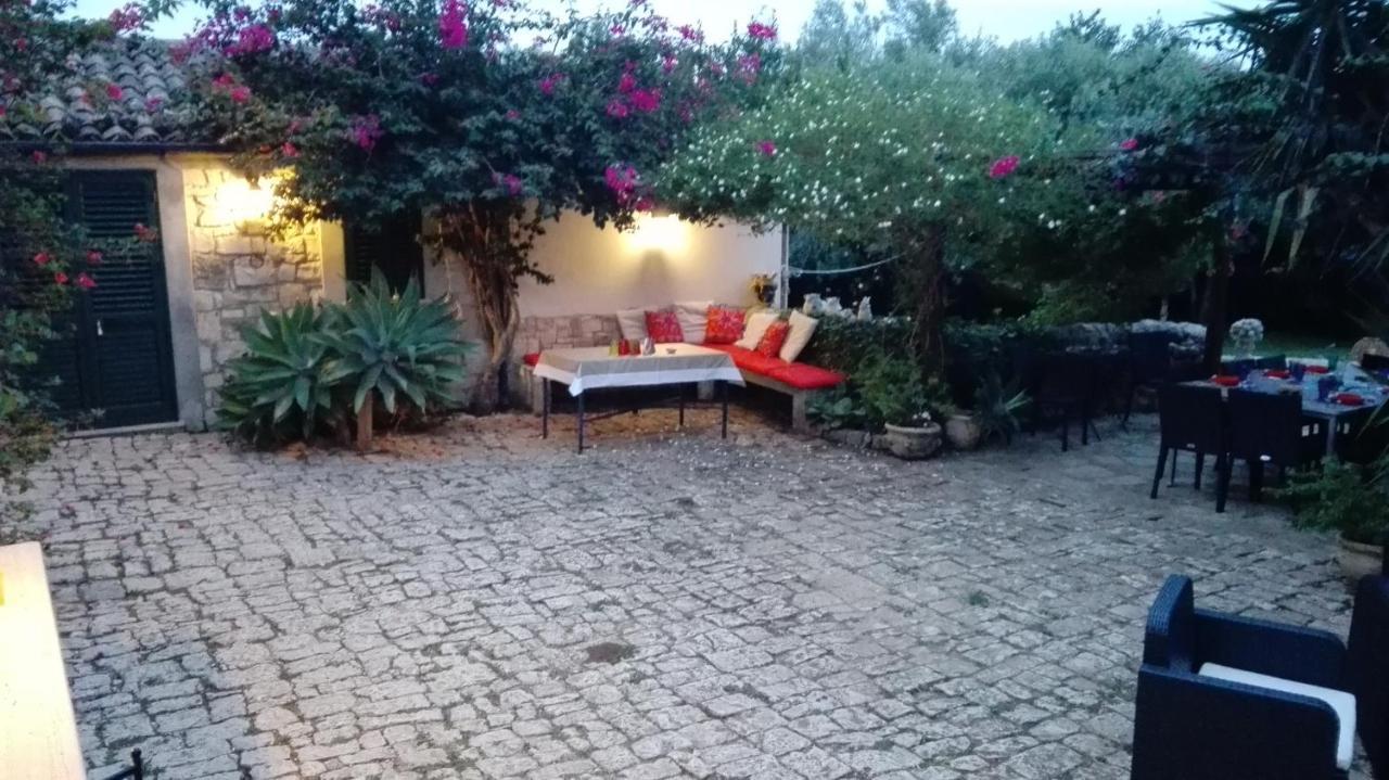 Oasi Di Campagna Hotel Modica Exterior foto